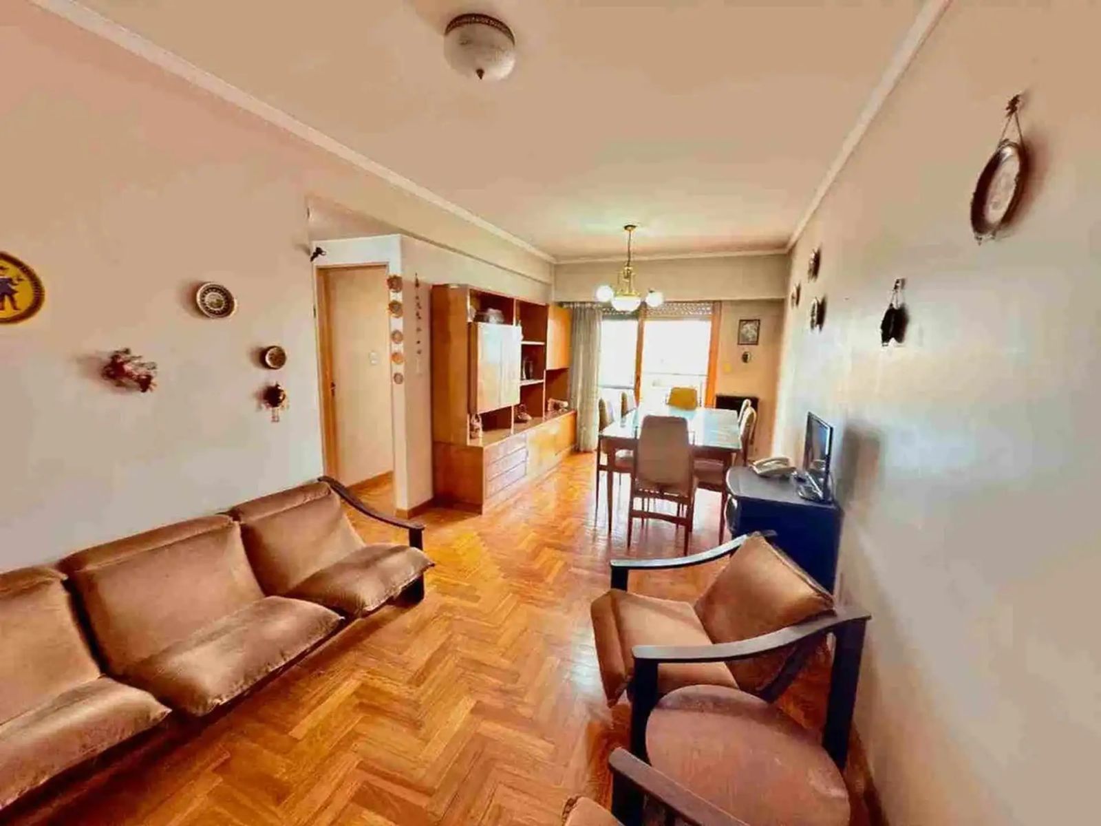 VENTA - DEPARTAMENTO 4 AMBIENTES IMPECABLE - PISO 10 - 5