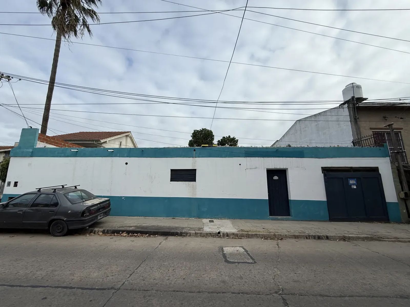 ALQUILER - GRAN LOCAL COMERCIAL EN BERNAL - 936 M2 TOTALES - 6