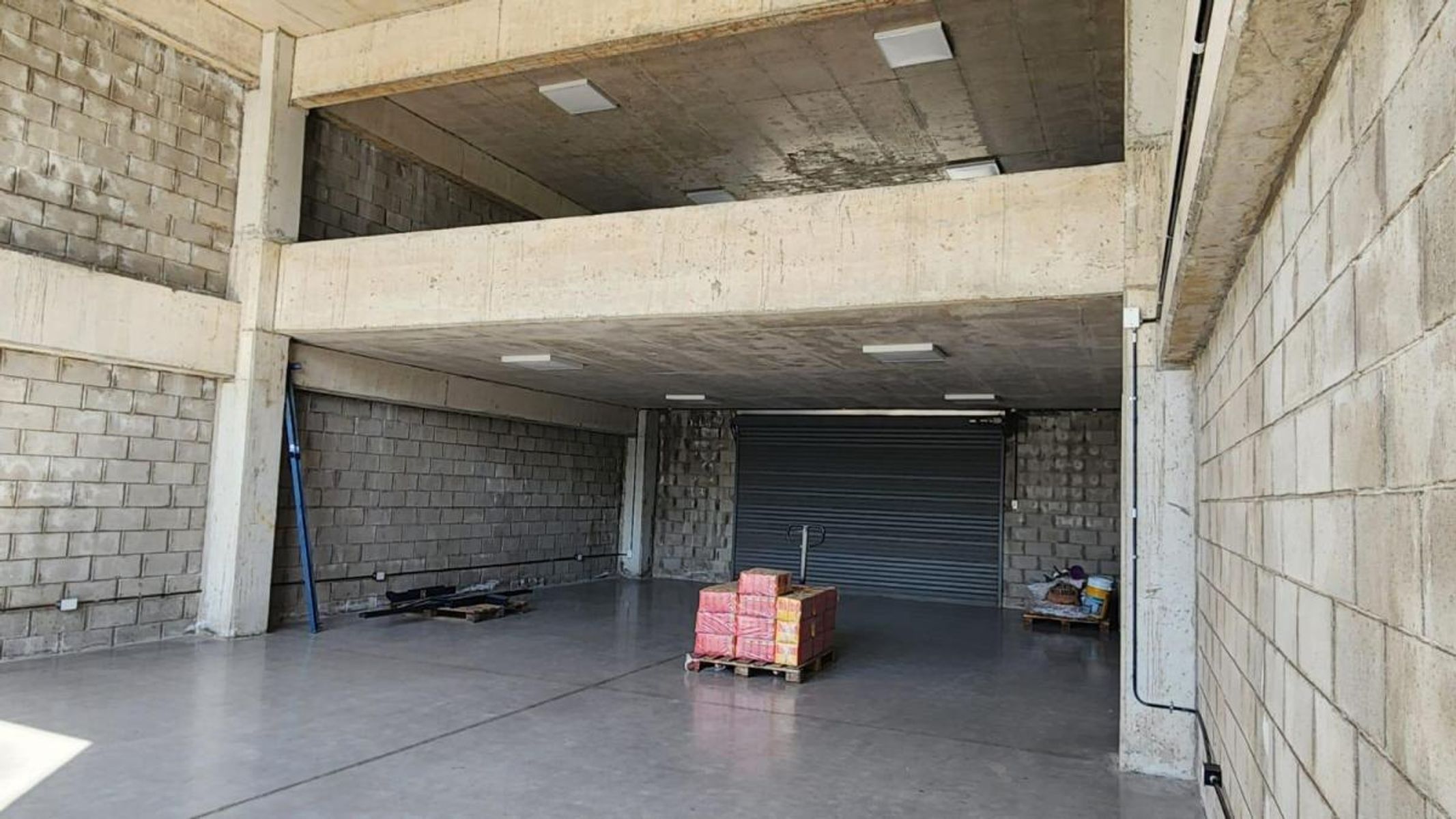 ALQUILER - GRAN LOCAL COMERCIAL DE 206 M2 - ¡A ESTRENAR - 7