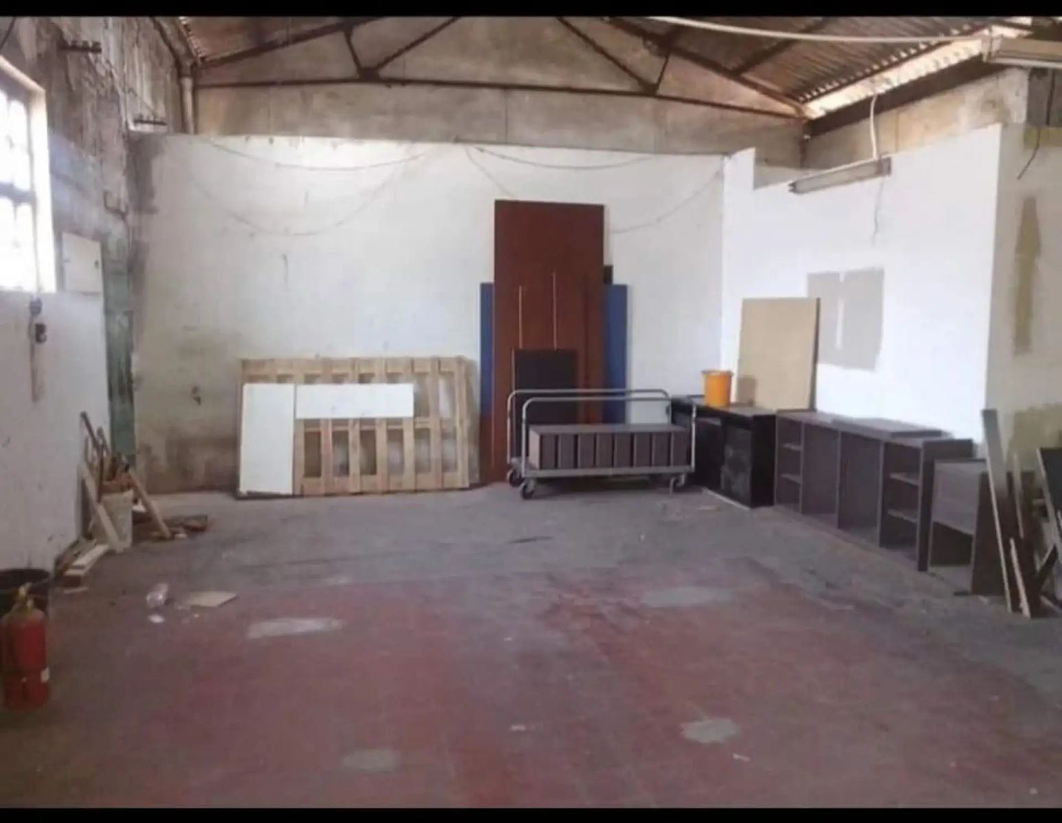 ALQUILER - GALPÓN/DEPÓSITO EN ZONA ESTRATÉGICA - 7