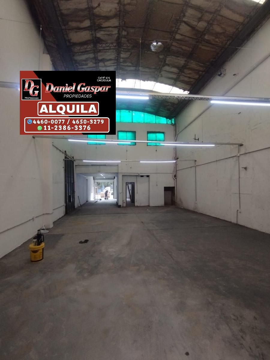 ALQUILER - LOCAL COMERCIAL DE GRANDES DIMENSIONES - REFACCIONADO A NUEVO - 1