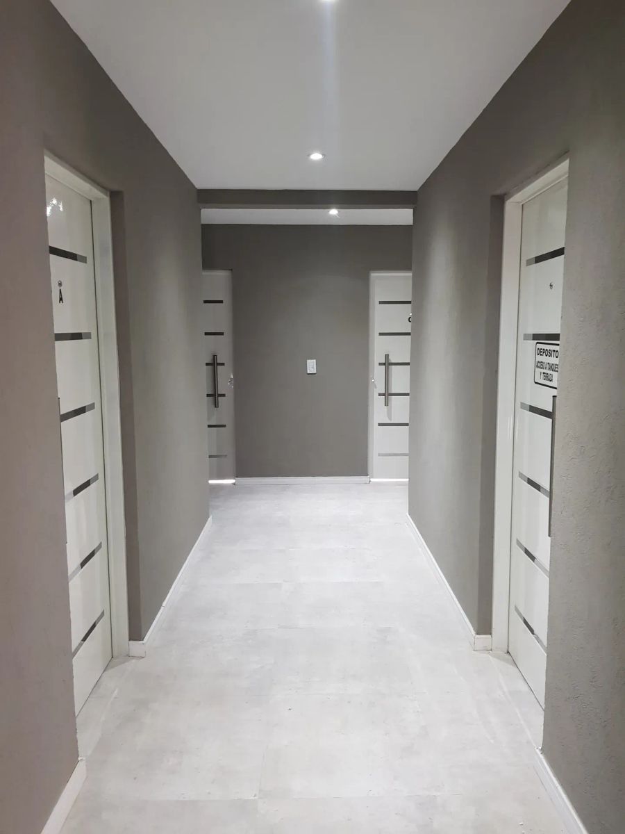 ALQUILER - MONOAMBIENTE EN PRIMER PISO - IMPECABLE ESTADO - 4