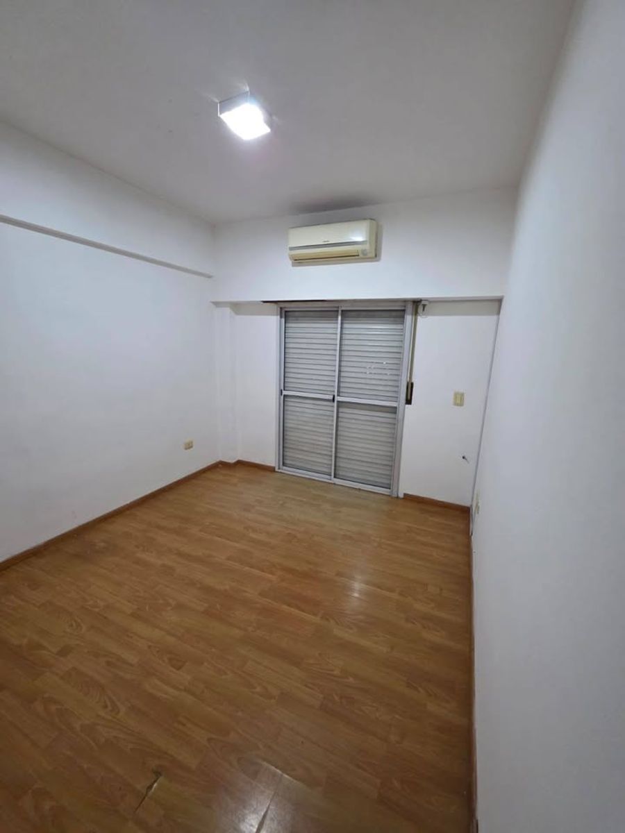 ALQUILER - DEPARTAMENTO 2 AMBIENTES AL FRENTE - SEMIPISO - 7