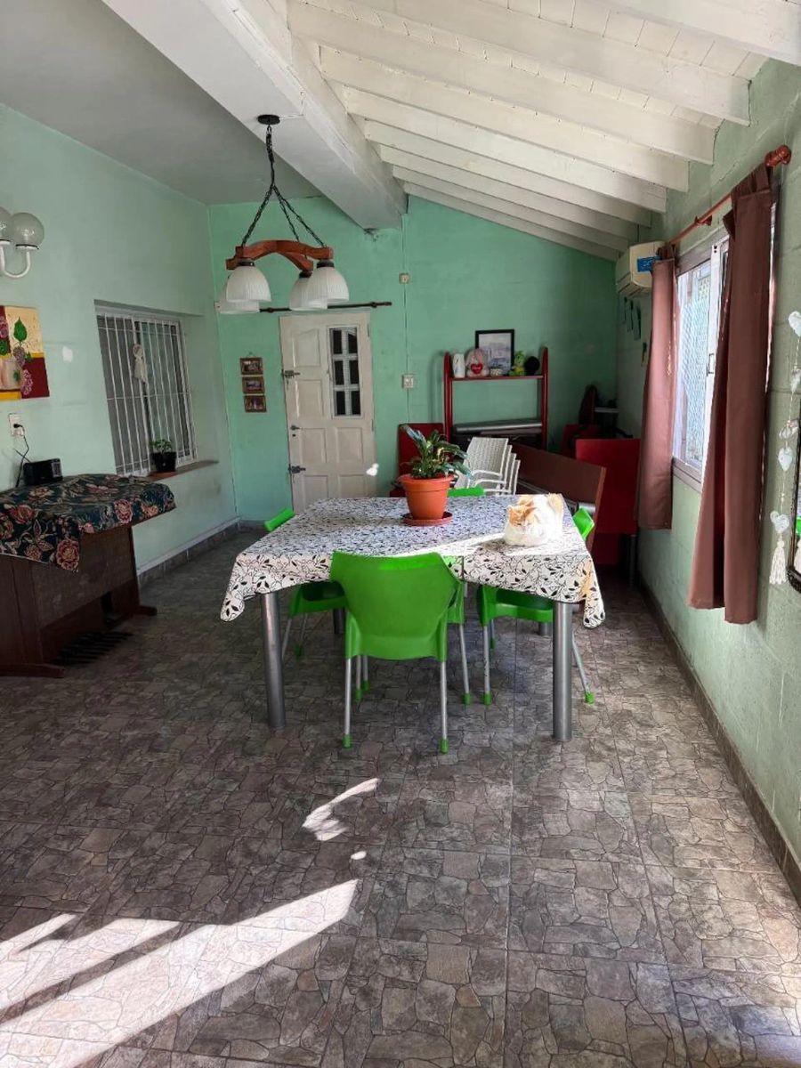 VENTA - CASA 3 AMBIENTES EN IMPECABLE ESTADO - MORÓN CENTRO - 22