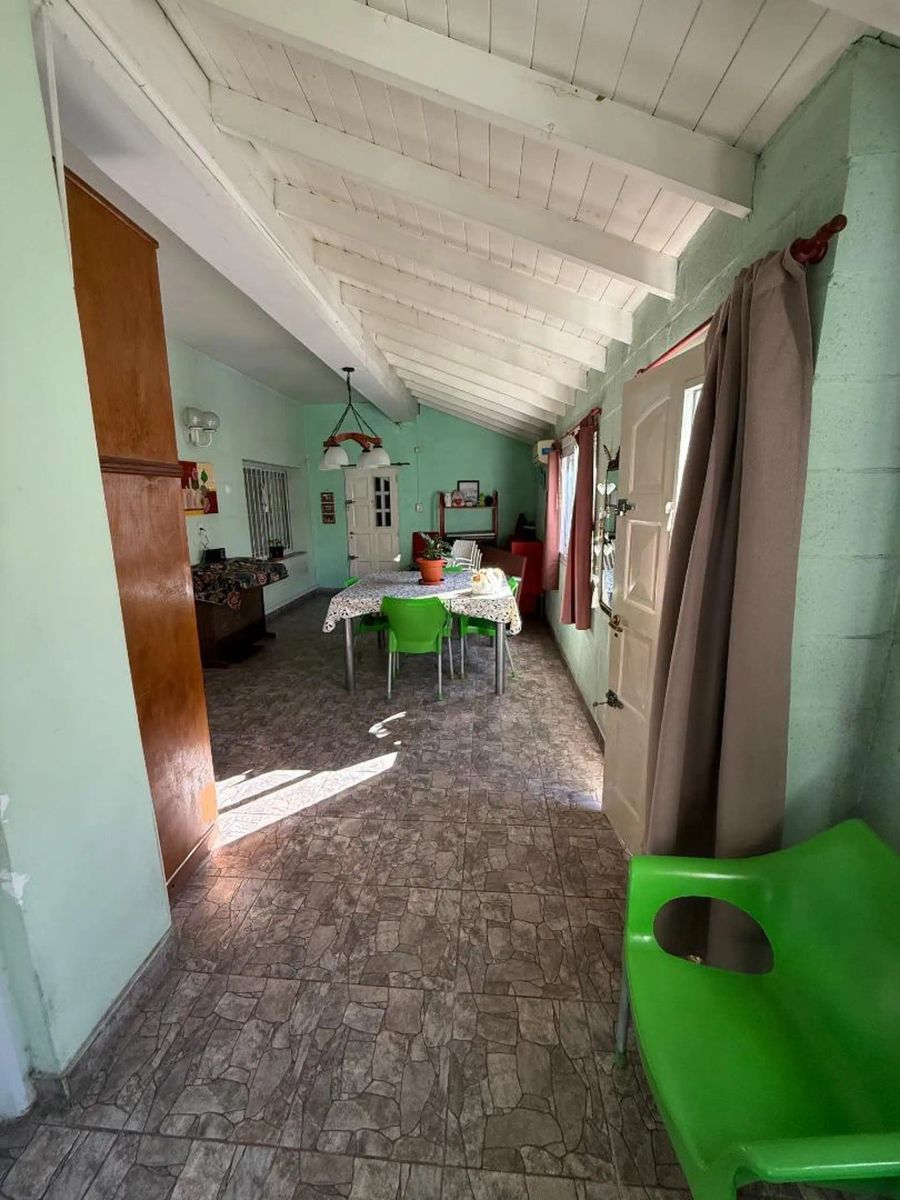 VENTA - CASA 3 AMBIENTES EN IMPECABLE ESTADO - MORÓN CENTRO - 28
