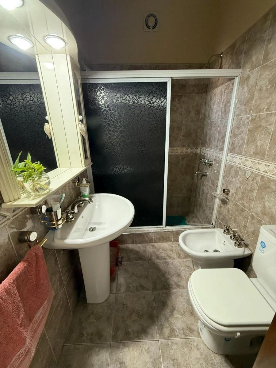 VENTA - CASA 3 AMBIENTES EN IMPECABLE ESTADO - MORÓN CENTRO - 29