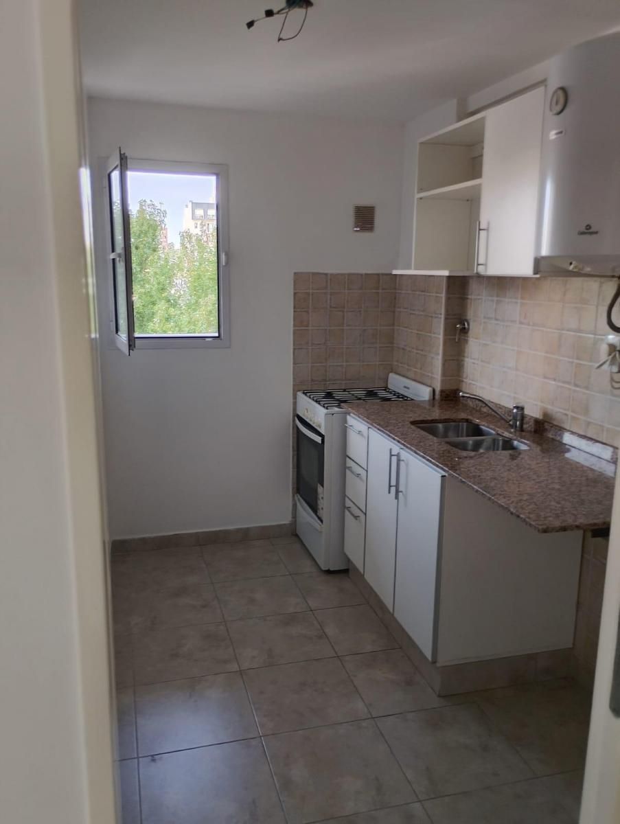ALQUILER - DEPARTAMENTO MONOAMBIENTE AMPLIO - MORÓN - 5