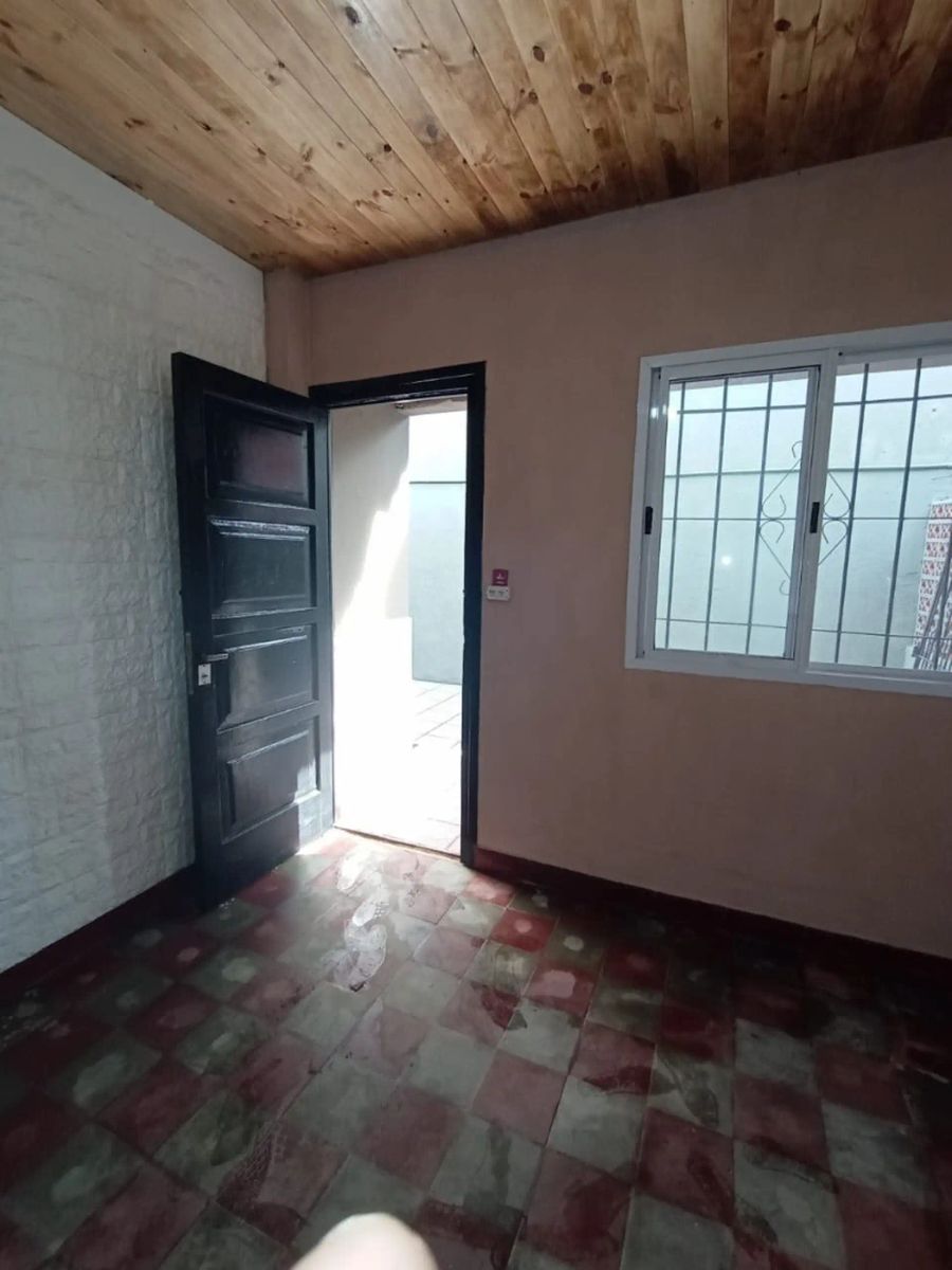 ALQUILER - DEPARTAMENTO 2 AMBIENTES C/PATIO - VILLA LUZURIAGA - 5
