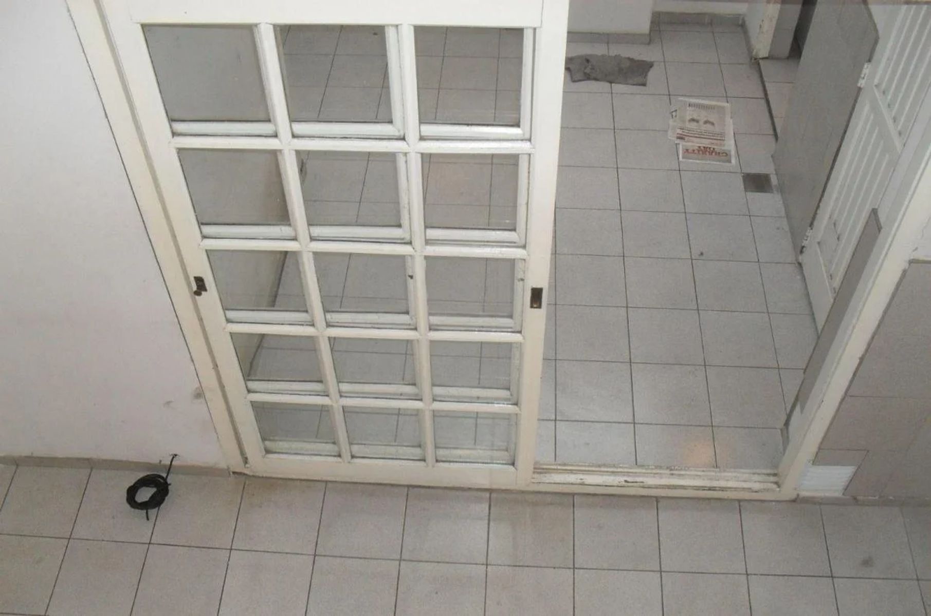 VENTA - ACOGEDOR DEPARTAMENTO TIPO PH 3 AMBIENTES - LANÚS ESTE - 10