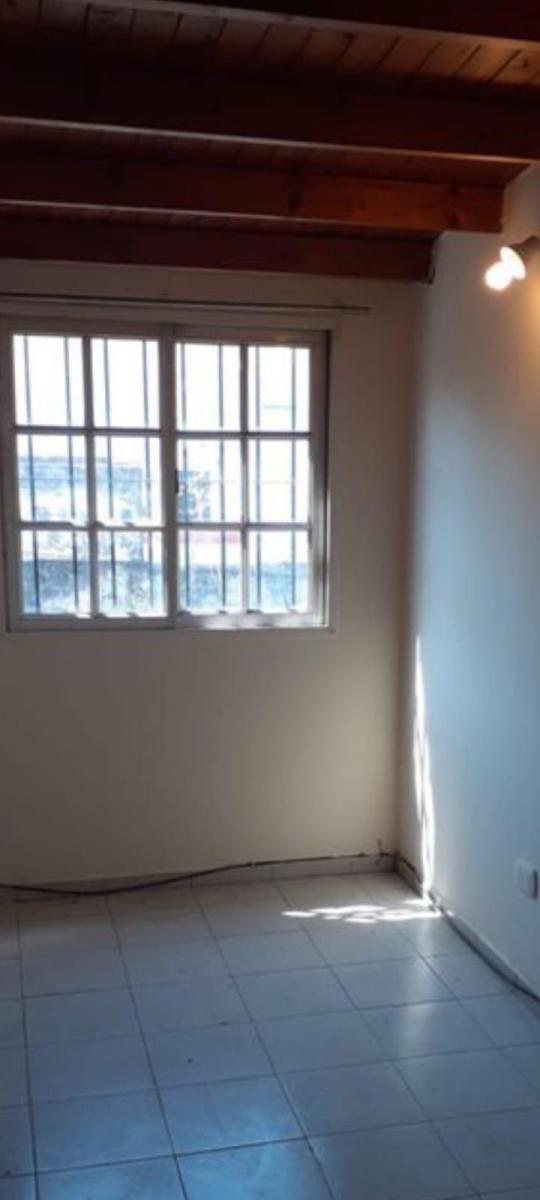 VENTA - ACOGEDOR DEPARTAMENTO TIPO PH 3 AMBIENTES - LANÚS ESTE - 15