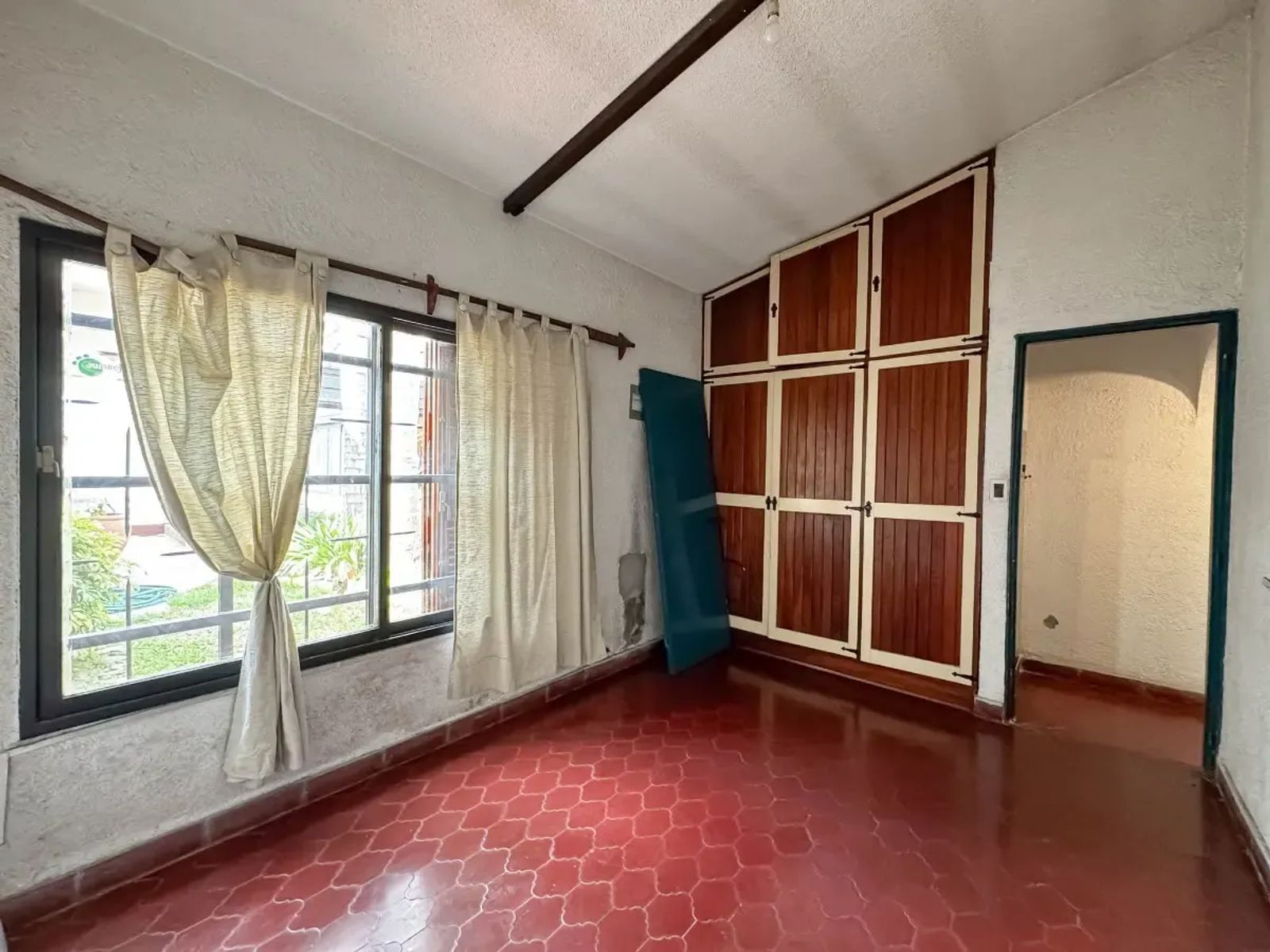 VENTA - GRAN CASA 3 AMBIENTES - CASTELAR CENTRO - 9