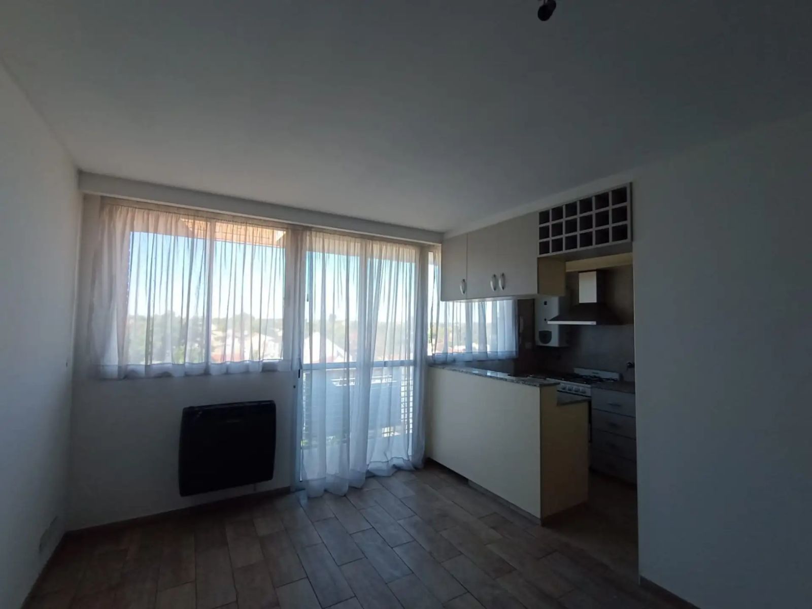 VENTA - EXCELENTE DEPARTAMENTO 2 AMBIENTES A ESTRENAR - CON COCHERA - 5