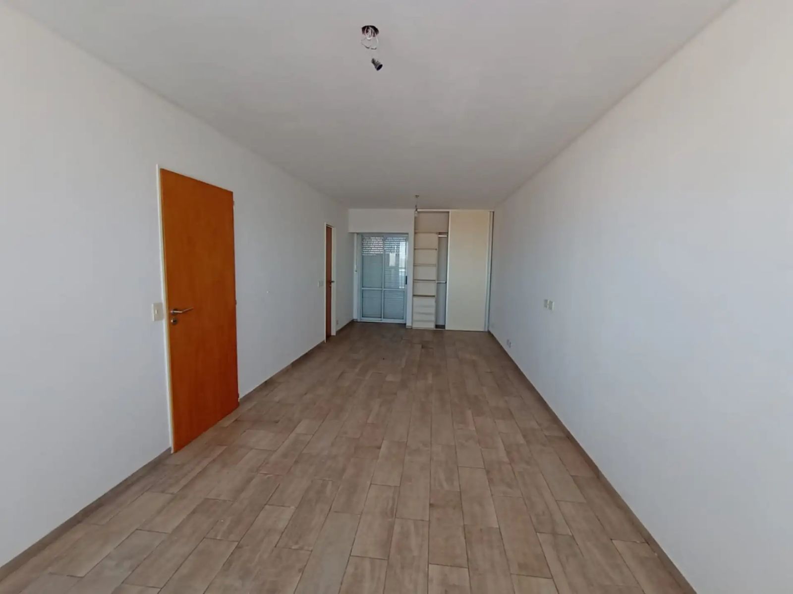 VENTA - EXCELENTE DEPARTAMENTO 2 AMBIENTES A ESTRENAR - CON COCHERA - 10