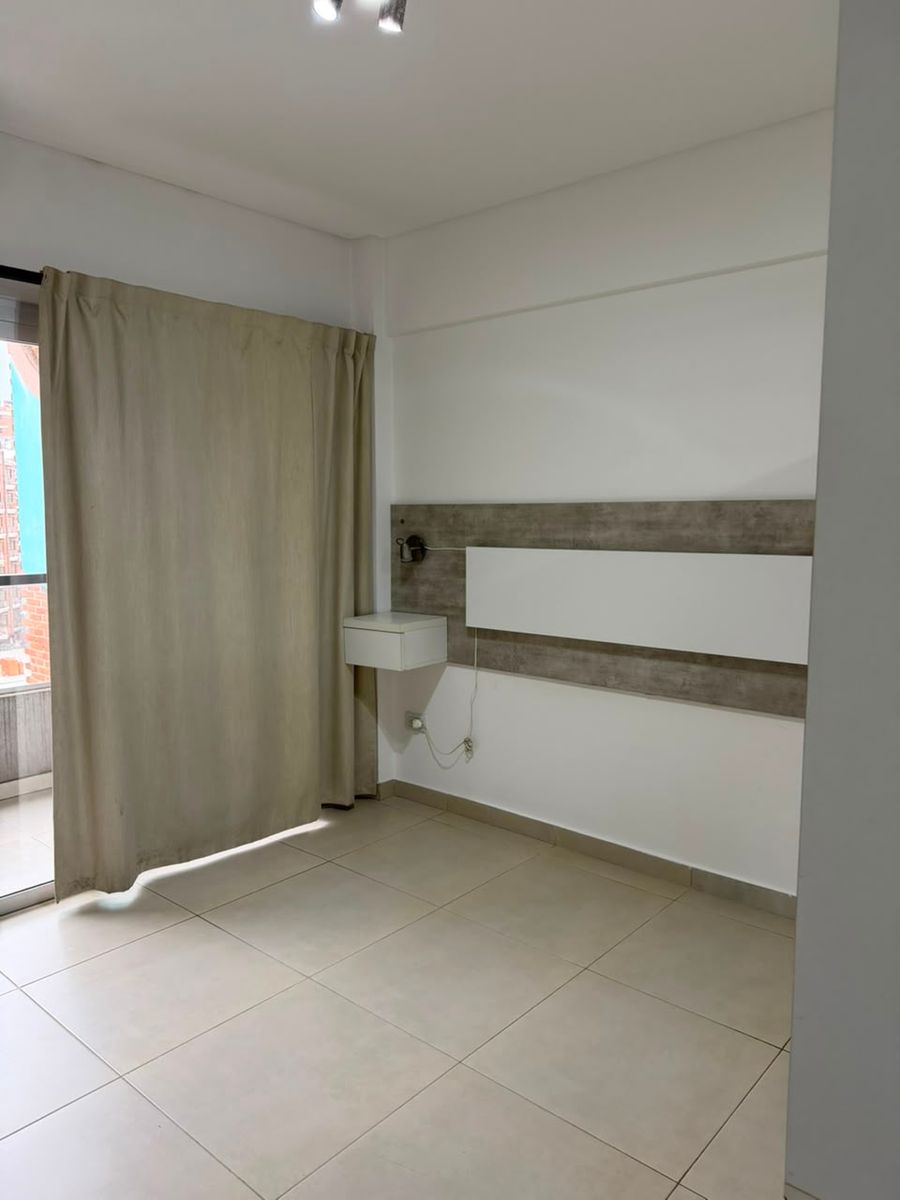 ALQUILER - EXCELENTE DEPARTAMENTO MONOAMBIENTE EN ESTADO IMPECABLE - 5TO PISO - 11
