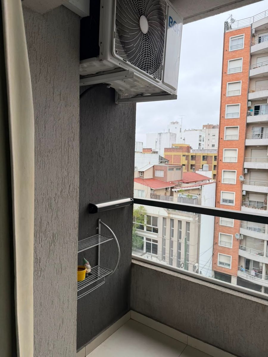ALQUILER - EXCELENTE DEPARTAMENTO MONOAMBIENTE EN ESTADO IMPECABLE - 5TO PISO - 13