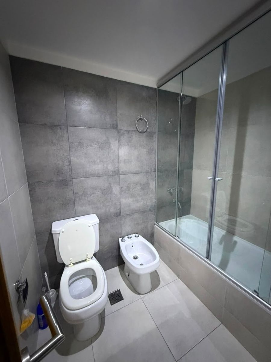 ALQUILER - EXCELENTE DEPARTAMENTO MONOAMBIENTE EN ESTADO IMPECABLE - 5TO PISO - 16