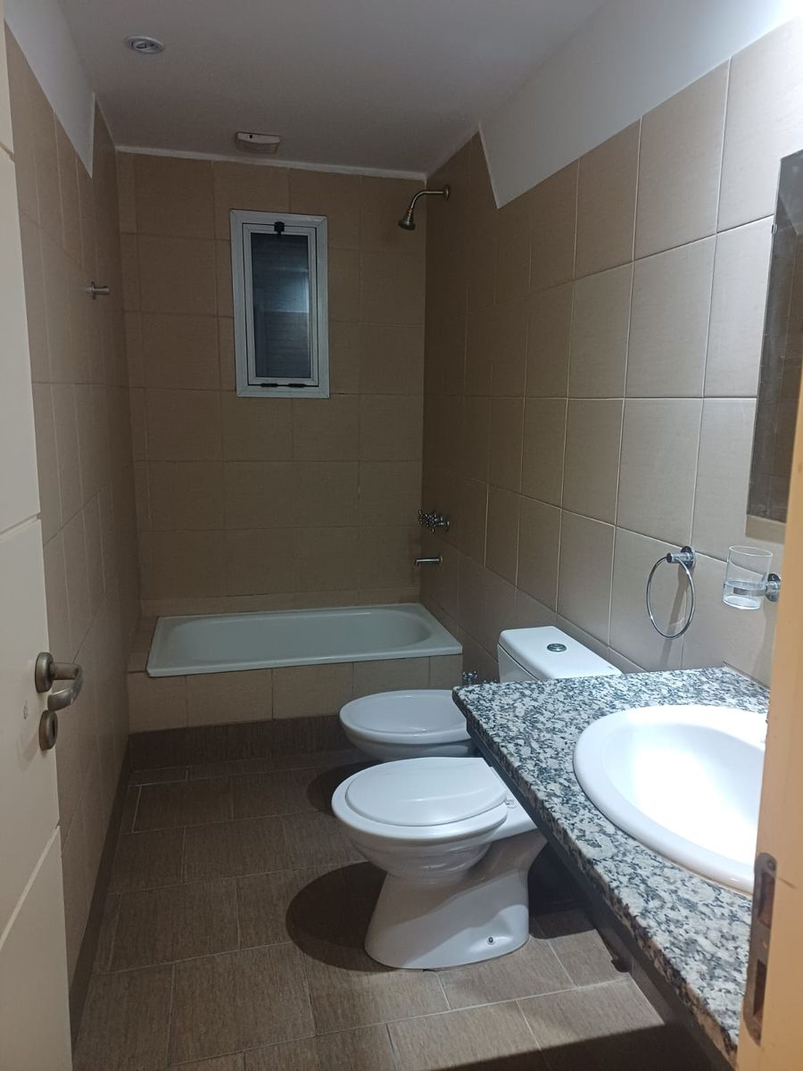ALQUILER - DEPARTAMENTO 3 AMBIENTES C/LAVADERO - SAN JUSTO — foto 4