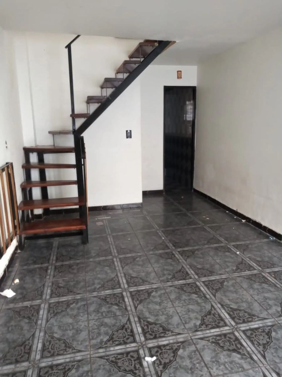 ALQUILER - DUPLEX 3 AMB. - EXCELENTE UBICACIÓN — foto 3