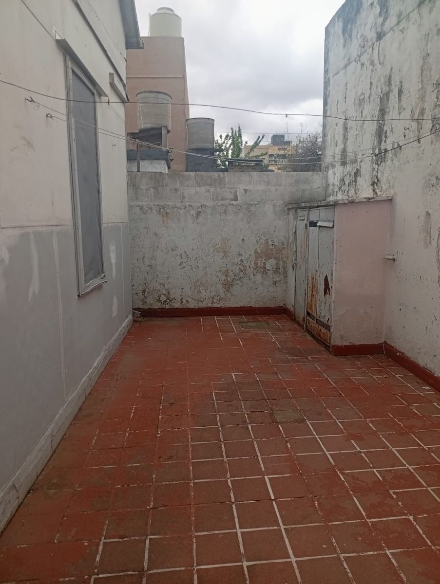 ALQUILER - DEPARTAMENTO 3 AMBIENTES C/PATIO - 17