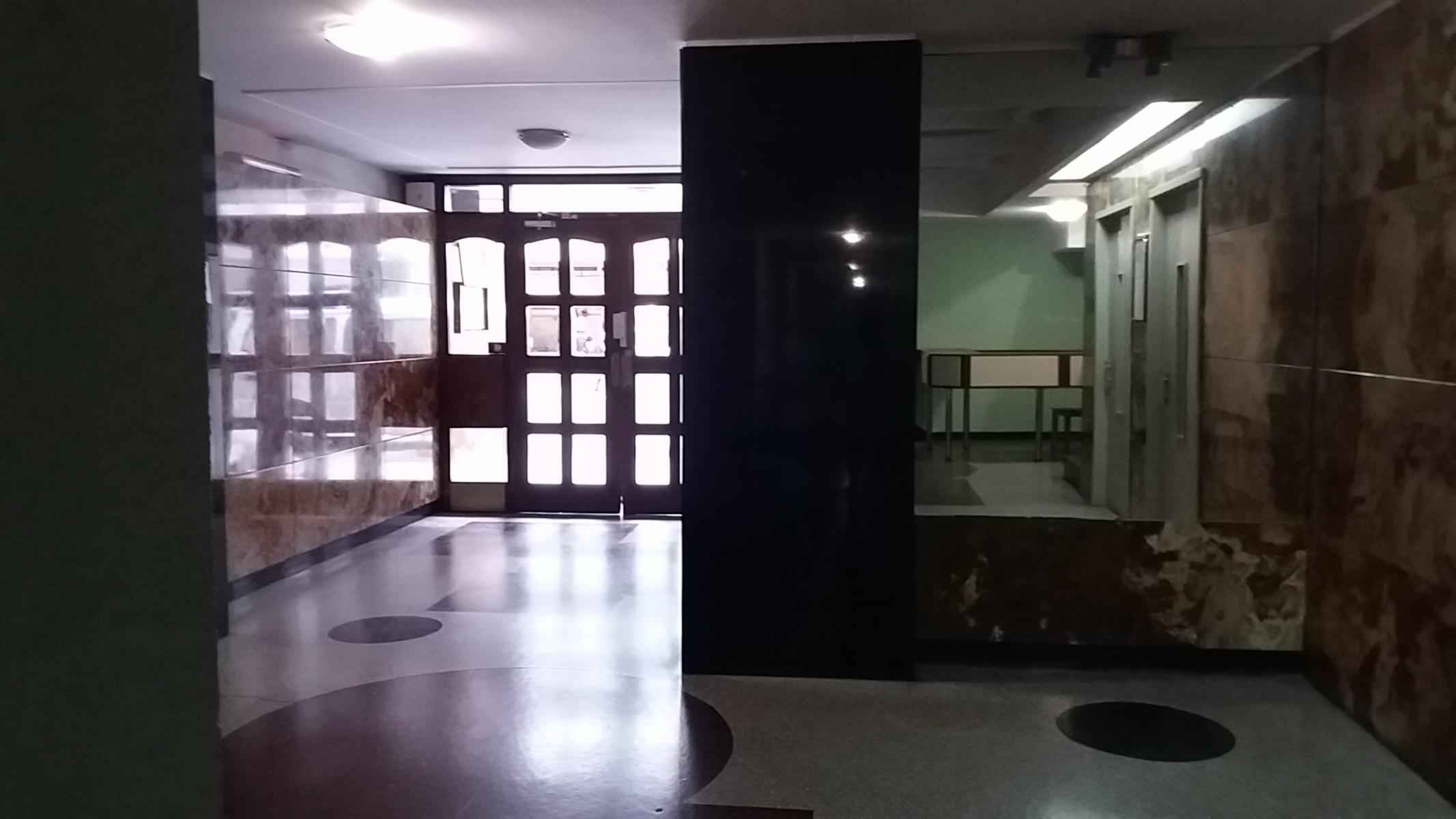 Excelente semipiso de 2 dormitorios con cochera — foto 3
