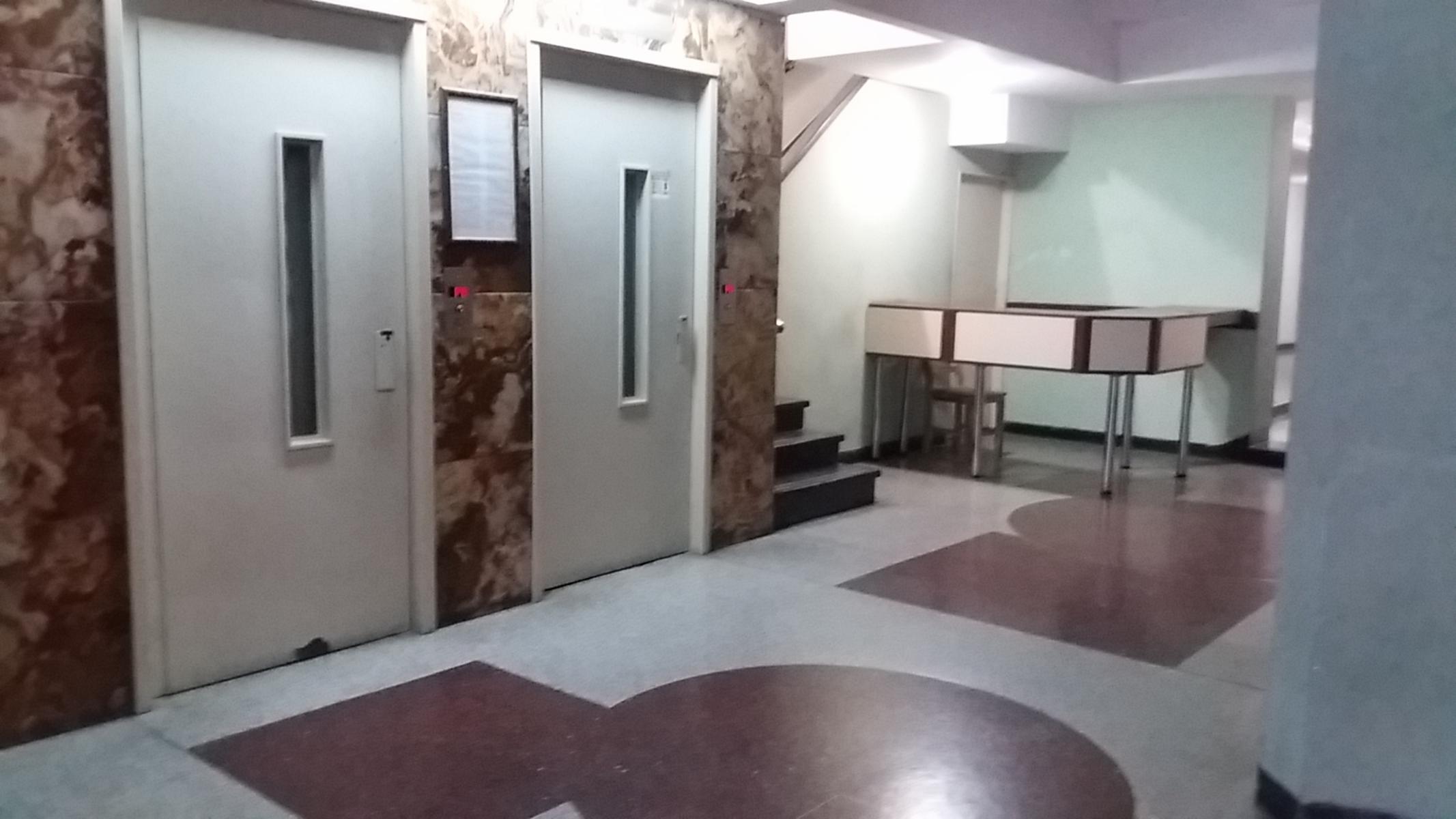 Excelente semipiso de 2 dormitorios con cochera — foto 4