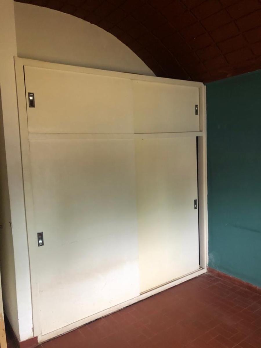 Excelente casa de 2 dormitorios con cochera