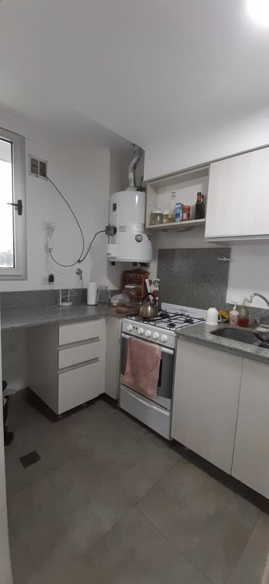 Excelente departamento de 2 ambientes - 3