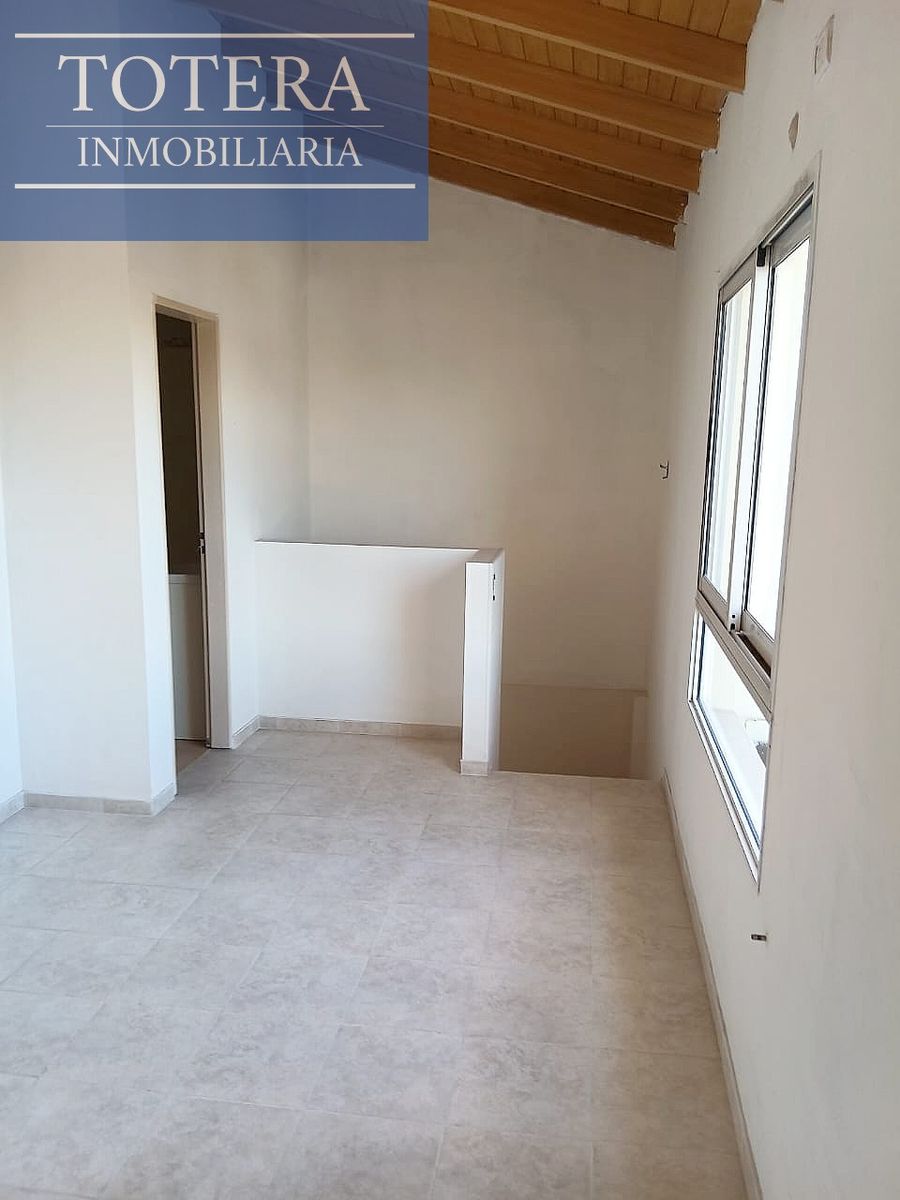 Departamento en duplex 2 ambientes con balcon - 11