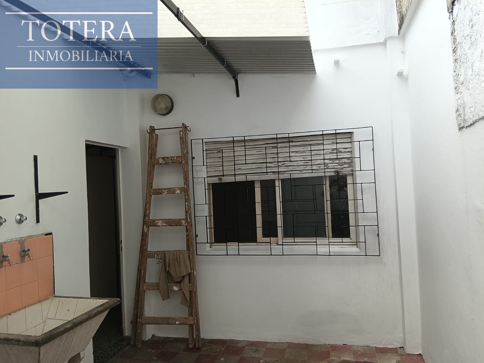 Casa PH 3 ambientes con patio — foto 10