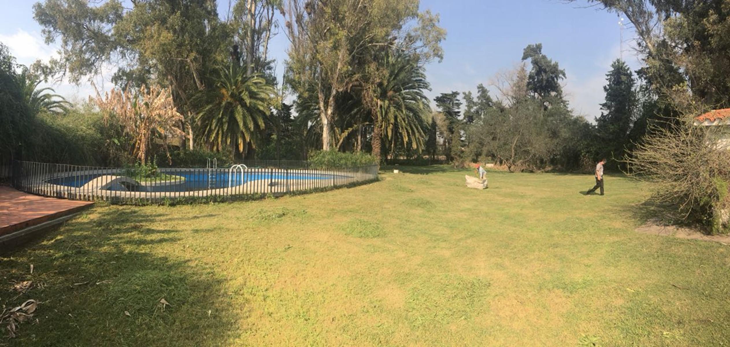 CASA DE TRES DORMITORIOS CON AMPLIO JARDIN — foto 4