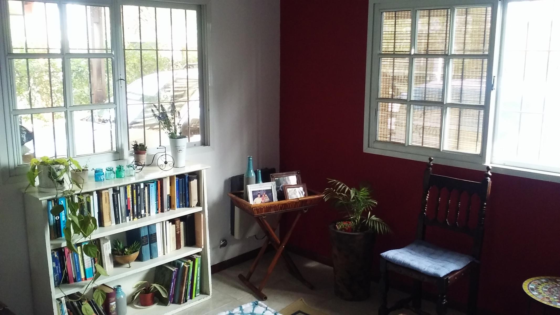 CASA DOS DORM - 100m2 mas cochera y galería -330 m2 terreno — foto 11