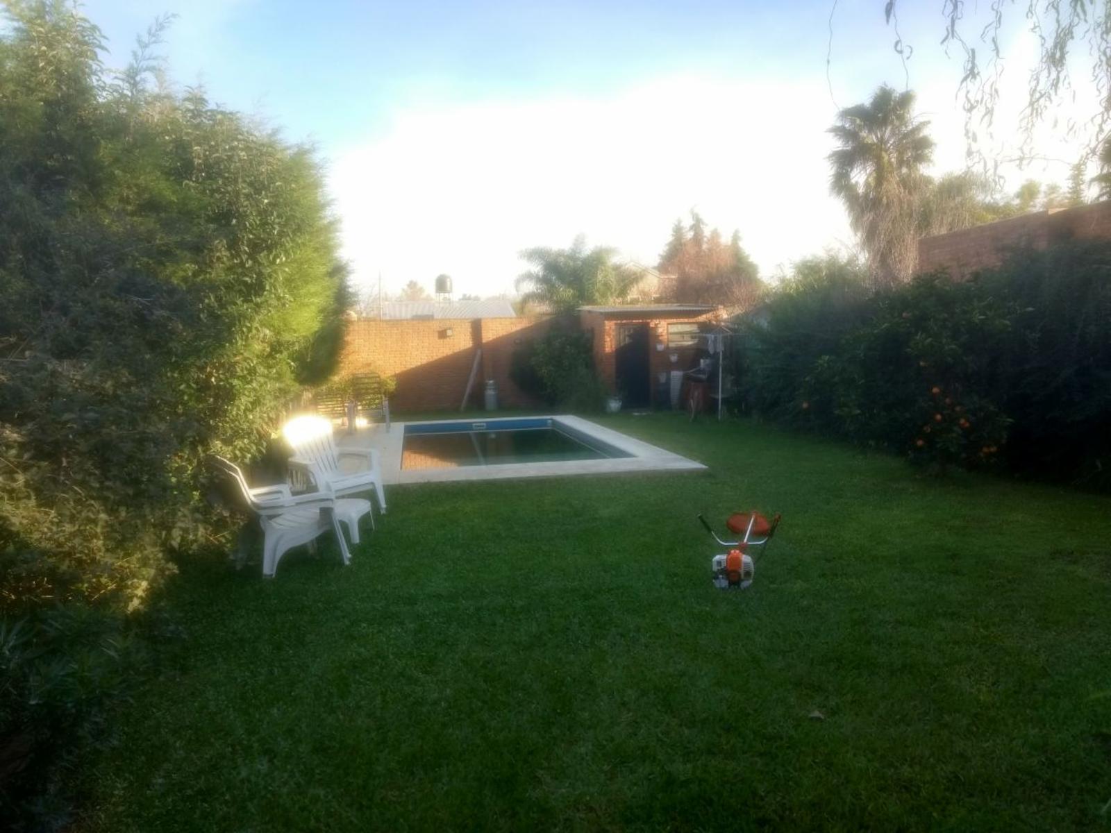 CASA 3 DORMITORIOS. PILETA. QUINCHO. FUNES. — foto 6