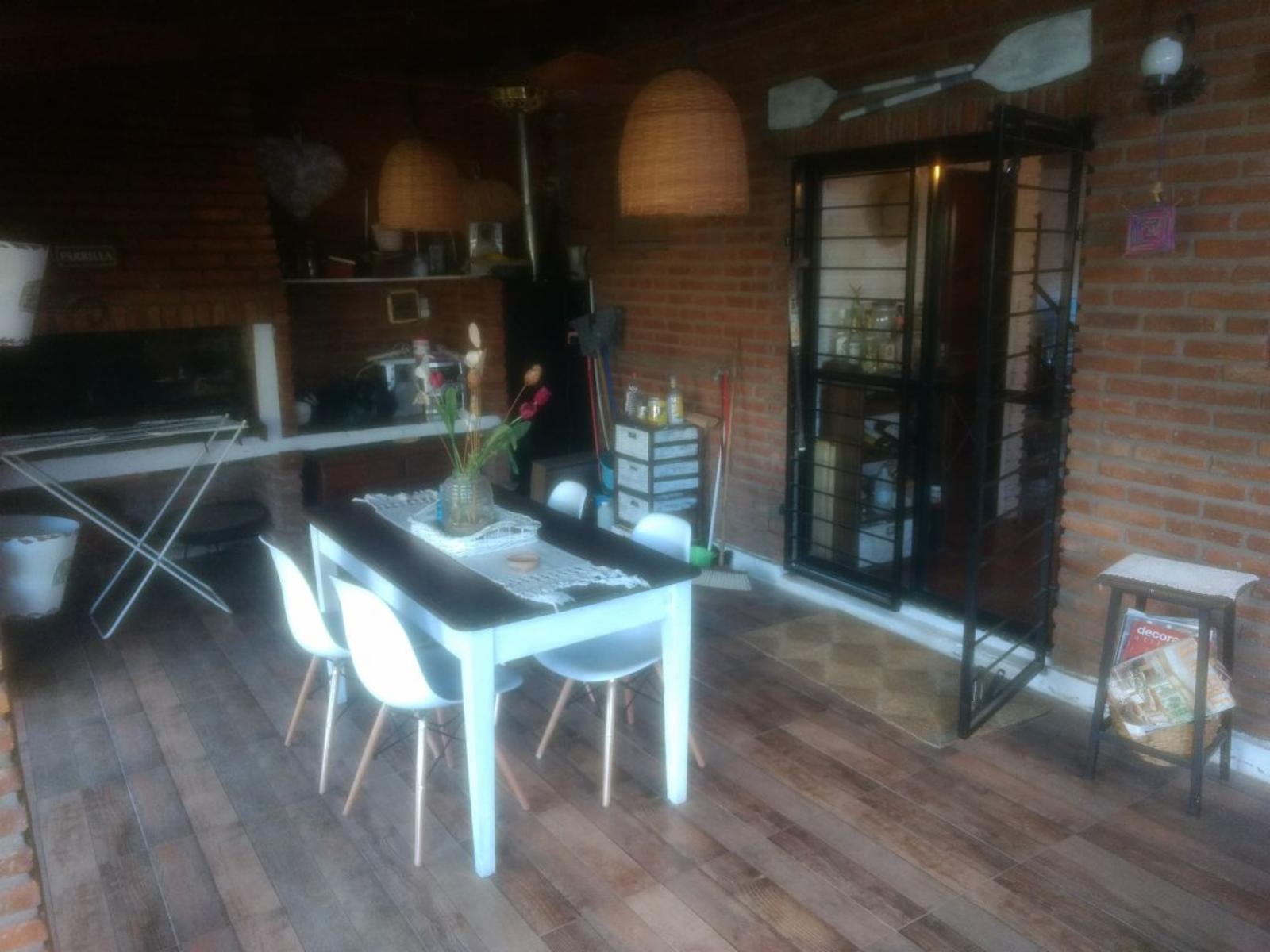 CASA 3 DORMITORIOS. PILETA. QUINCHO. FUNES. — foto 10