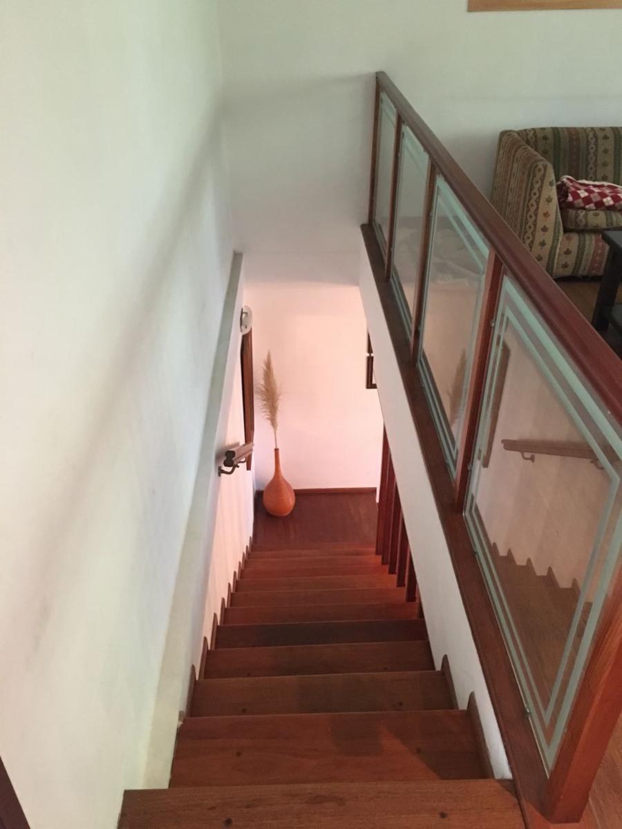CASA 2 PLANTAS. 3 DORMITORIOS. JARDÍN, QUINCHO. COCHERA. BARRIO PARQUE. — foto 9