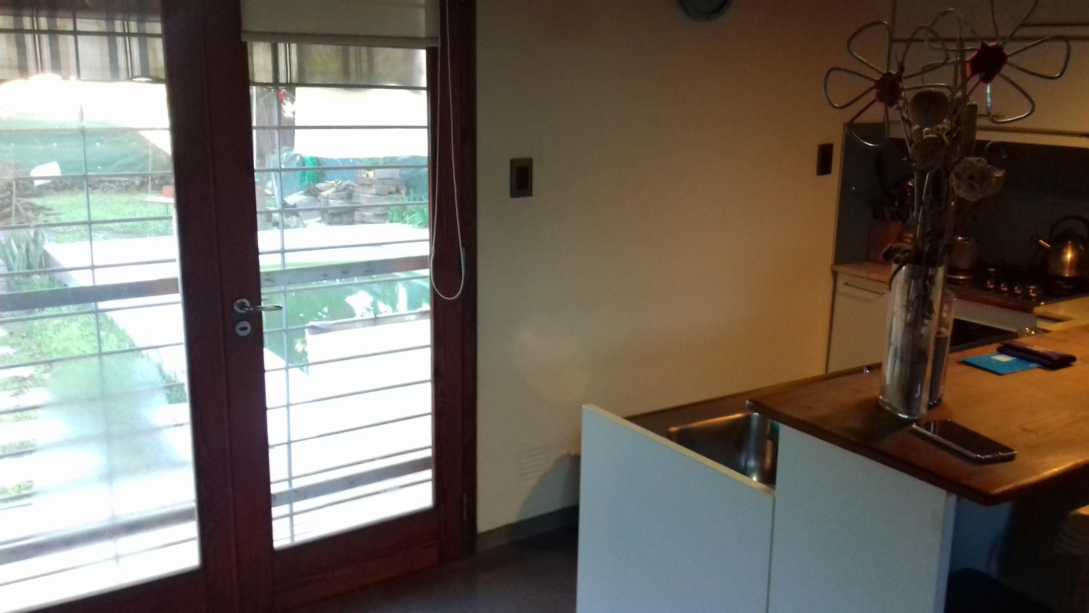 EXCELENTE CASA EN FUNES. 2 DORMITORIOS. PISCINA. QUINCHO. COCHERA. — foto 4