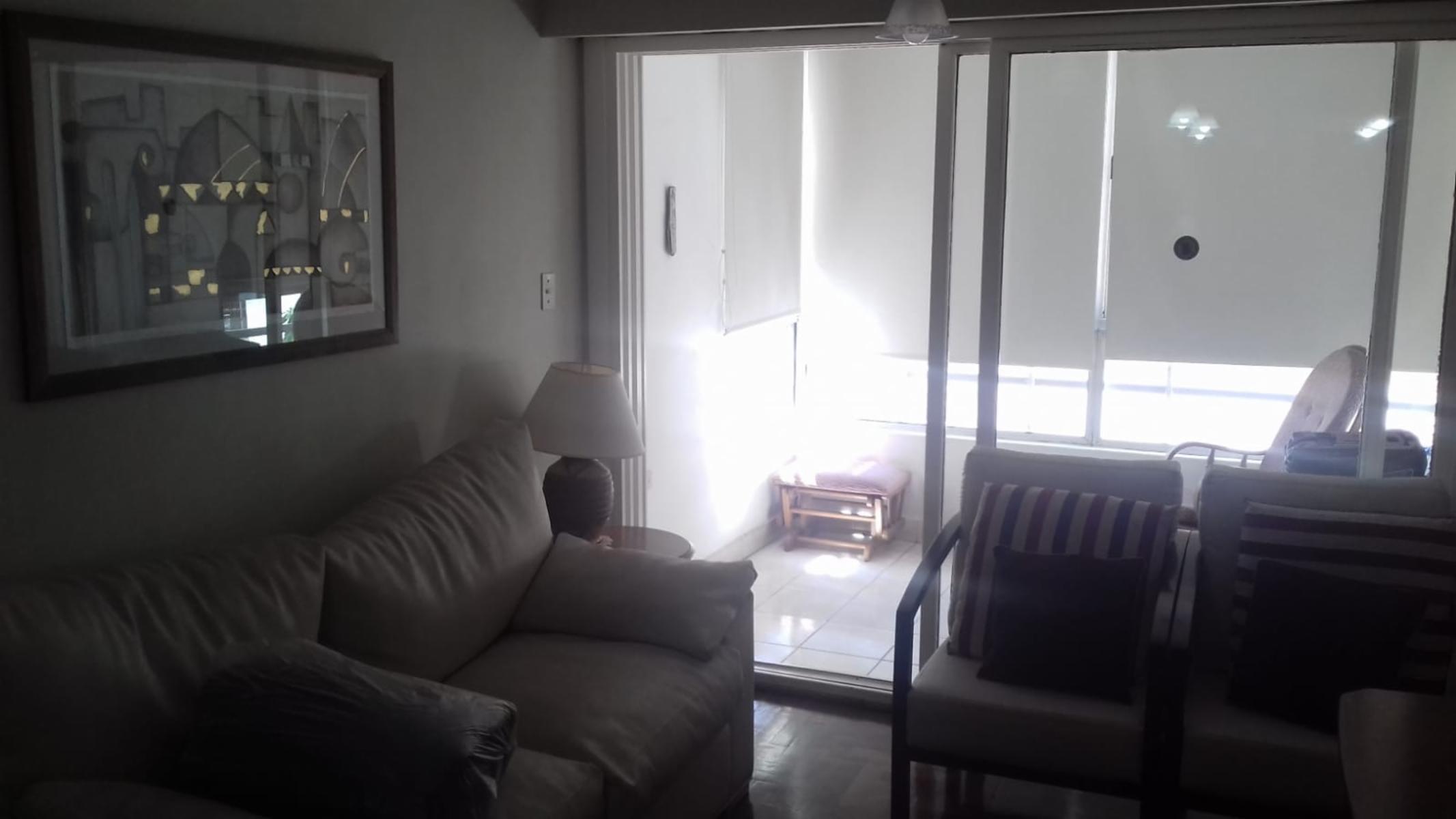 DEPARTAMENTO 3 DORMITORIOS. BALCÓN CON CERRAMIENTO. MUY BUEN ESTADO. — foto 6