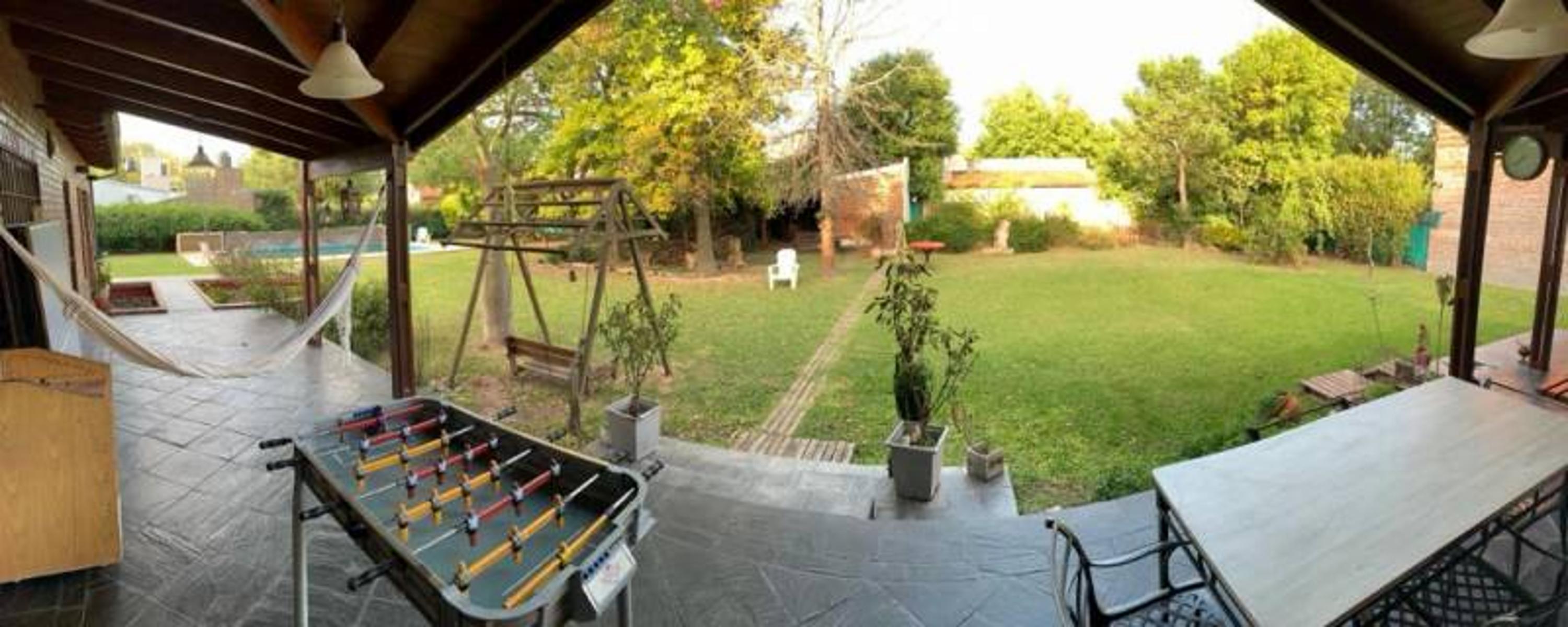 CASA 3 DORMITORIOS. PARQUE Y PISCINA. TERRENO 1575M2. FUNES. — foto 7