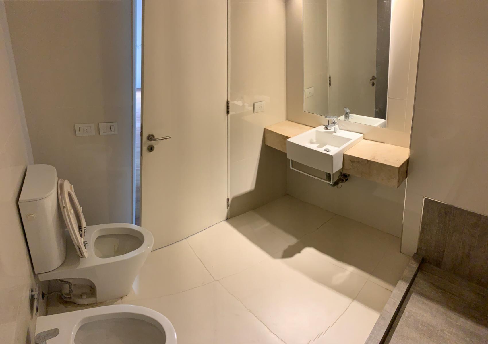 AMPLIO DEPARTAMENTO DE UN DORMITORIO CON COCHERA — foto 10