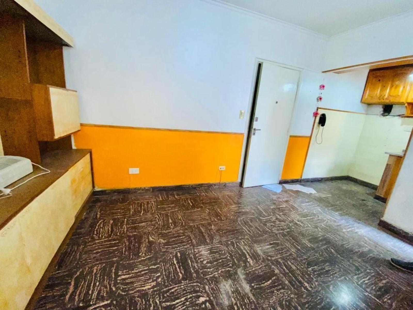 DEPARTAMENTO DE TRES AMBIENTES CON PATIO (ALEM 300-RAMOS MEJÍA) — foto 2