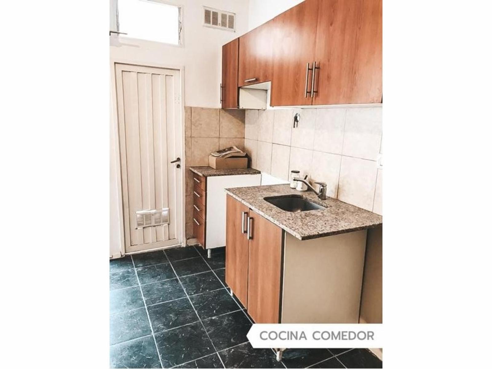 Duplex de 3 amb. con cochera/balcón/lavadero (Suipacha al 1000- R. Mejía) — foto 4