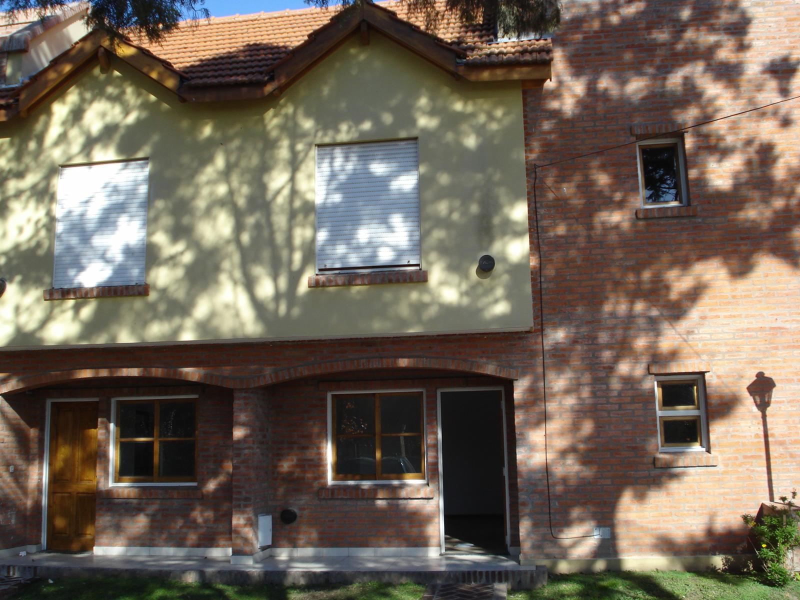 TRIPLEX EN VENTA- Village