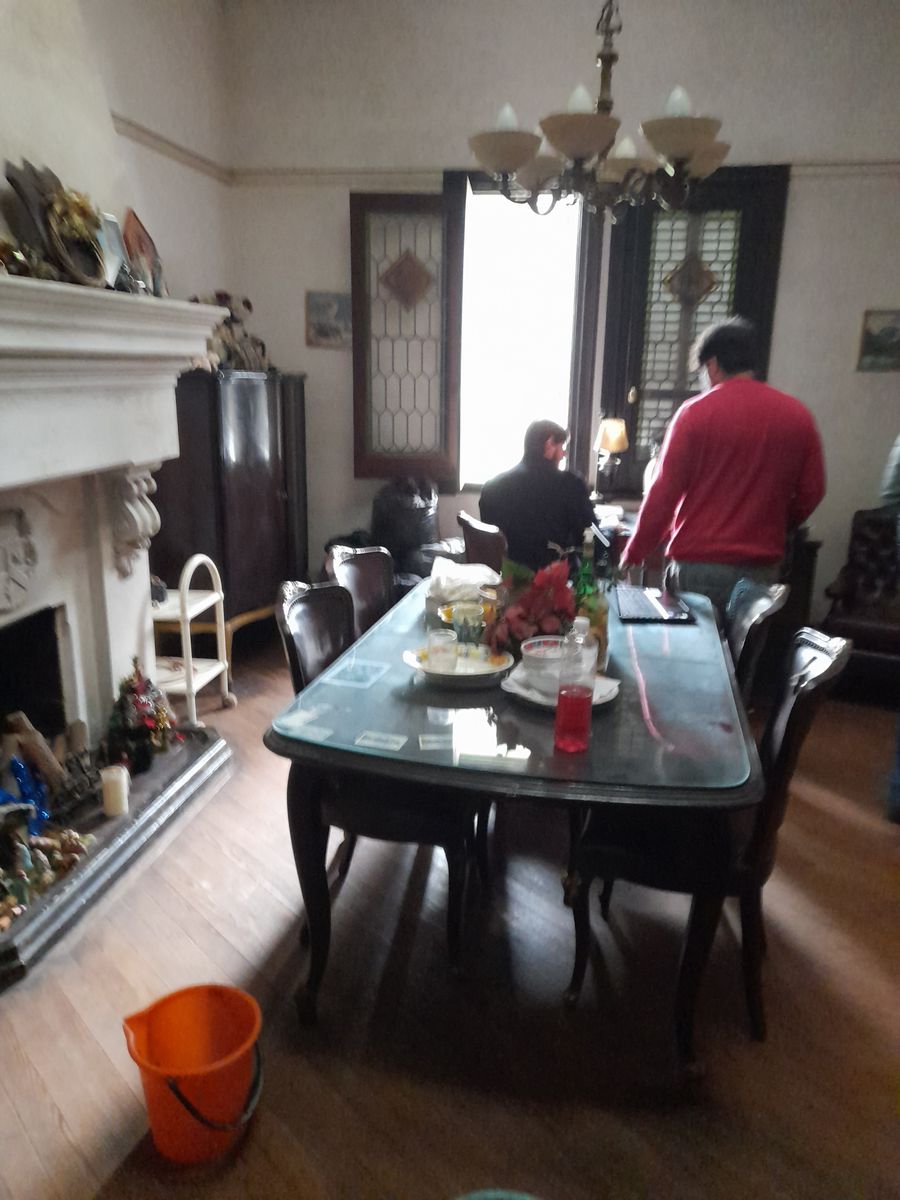 Majestuosa casa, en el corazón de Bella Vista (SobreSenadorMorón)enunazona exclusiva y de alta plusvalía, Asentada en unterrenode18x83mts.de los que quedan pocos en la zona. - 3