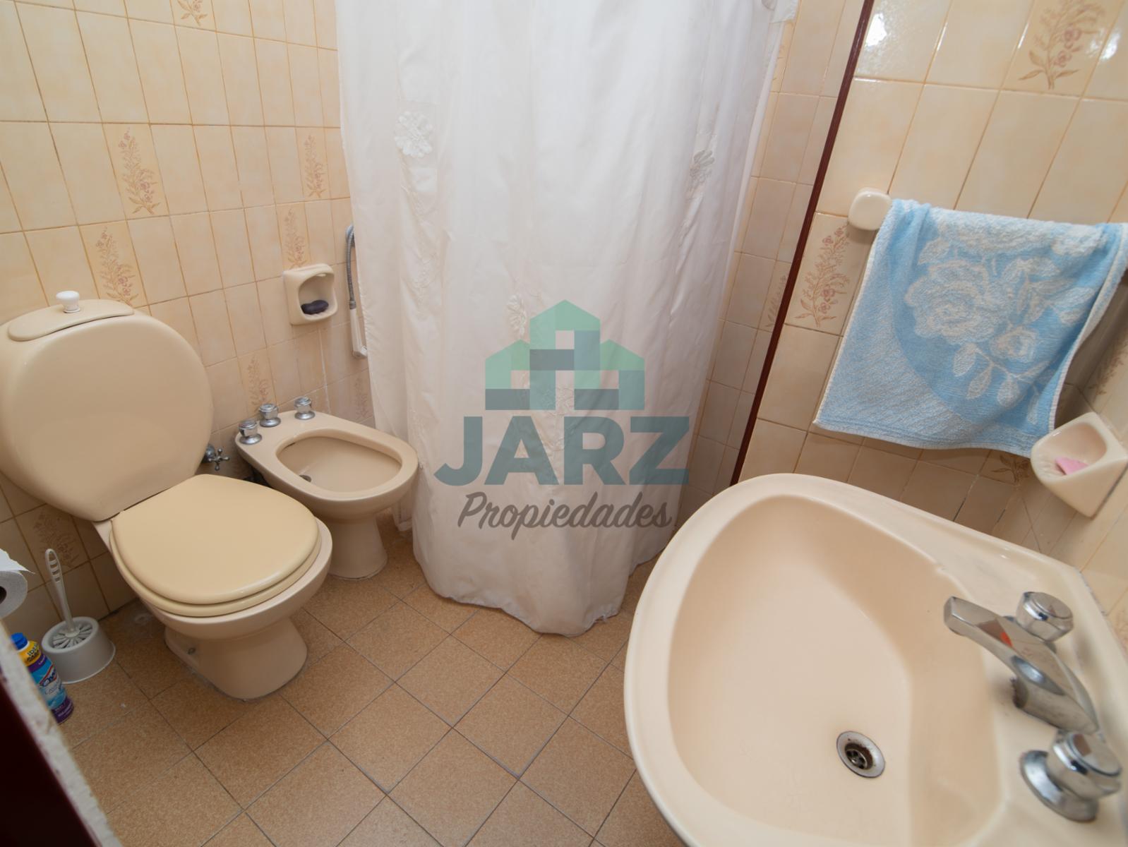 Casa I Venta I 2 Ambientes I Bernal I PH con Parque — foto 3