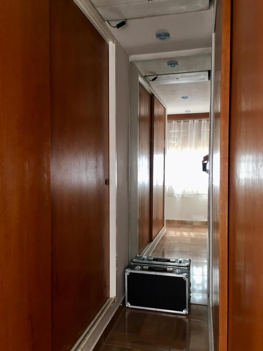 VENTA Chalet de 4 amb c/quincho y pileta Haedo Chico — foto 6