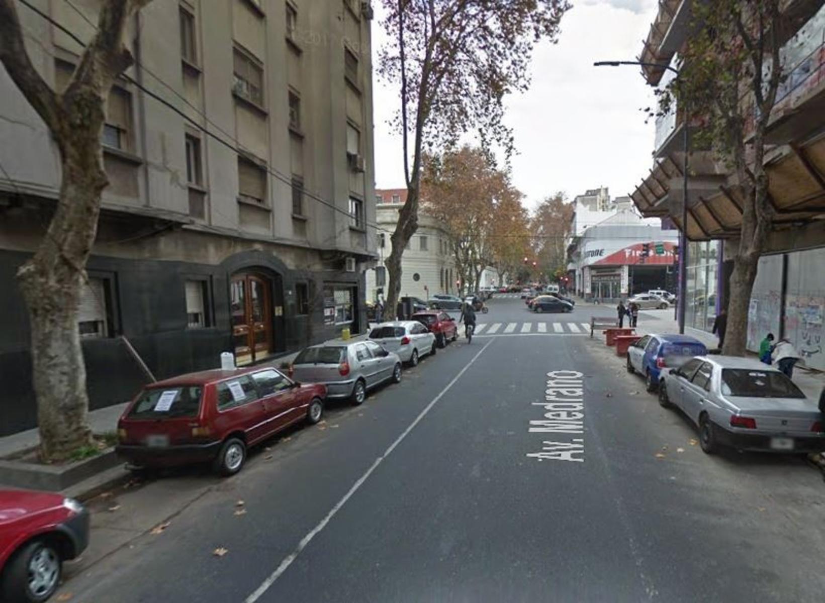 Palermo Venta Cochera Cubierta Medrano 1000 — foto 2