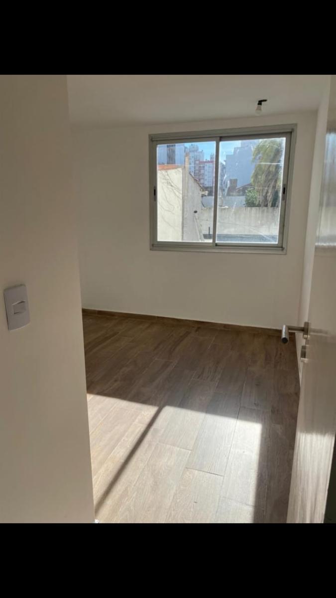 Departamento 2 ambientes zona Plaza Mitre OPORTUNIDAD — foto 3