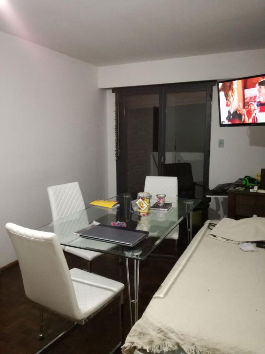 VENDO DEPARTAMENTO 1 DORMITORIO SOBRE 27 DE ABRIL 800 C/ ESCRITURA — foto 2