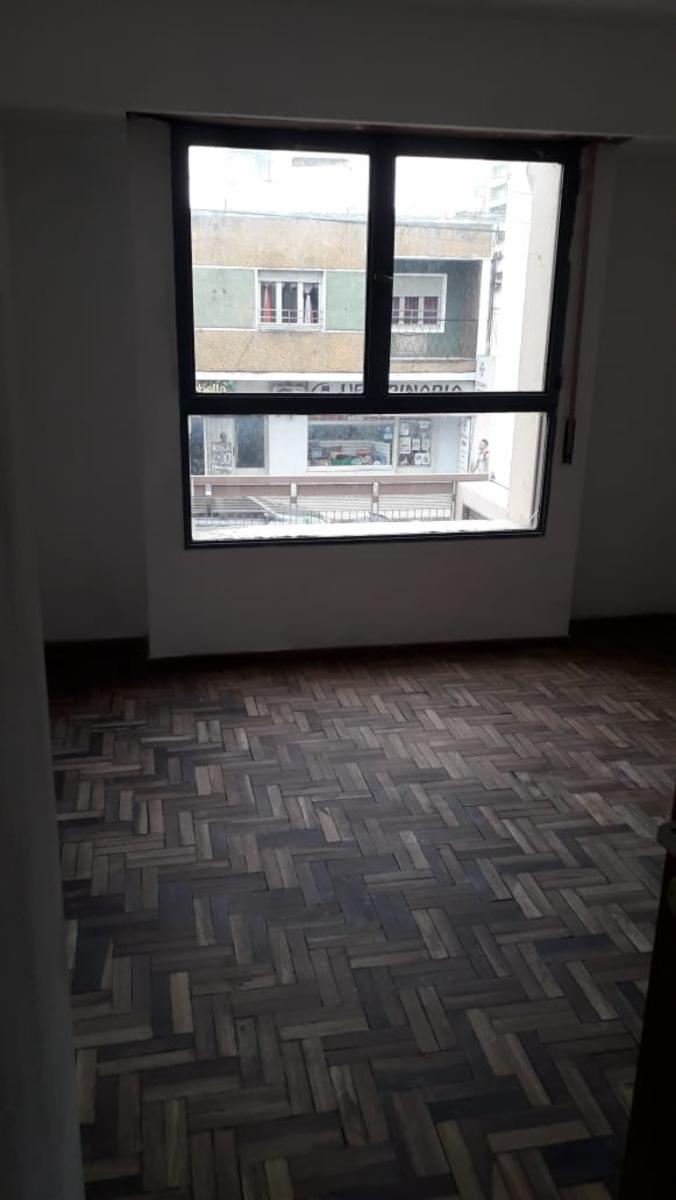 VENDO DEPTO DE 1 DORM. SOBRA CALLE SANTA FE C/ ESCRITURA — foto 3