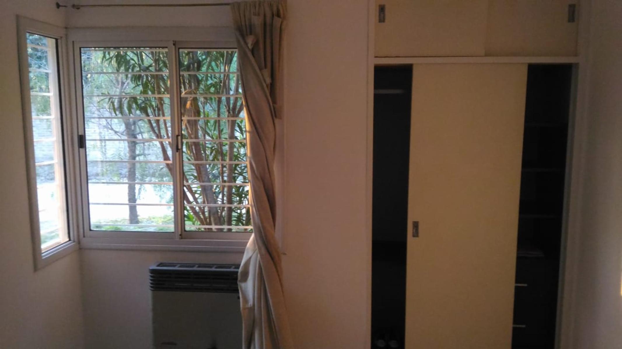 EXCELENTE DUPLEX DE DOS DORMITORIOS - OPORTUNIDAD EN VILLA ALLENDE - RECIBE MENOR — foto 2