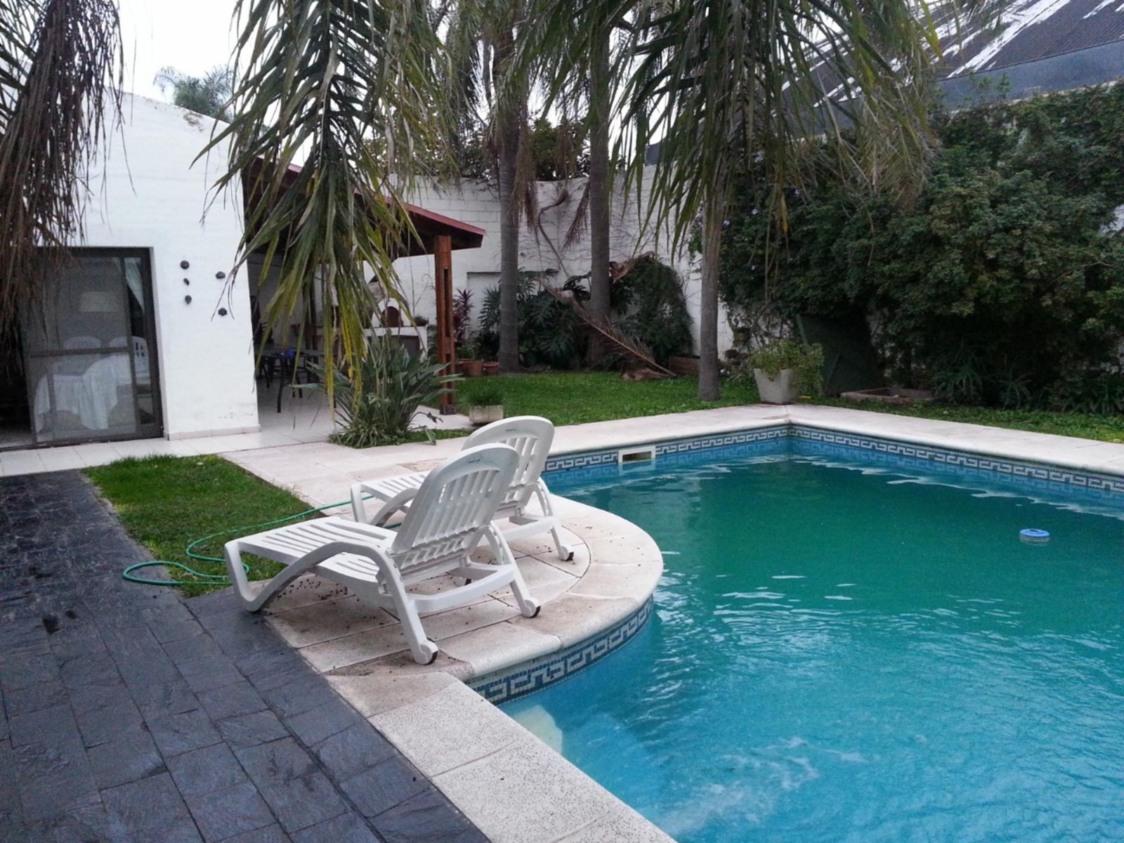 EXCELENTE CASA DE 4 DORMITORIOS PILETA QUINCHO Y PLAYROOM EN BARRIO LAS ROSAS — foto 6